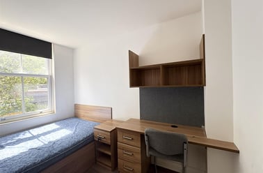 Broad Street, Hockley, Nottingham - Image 2